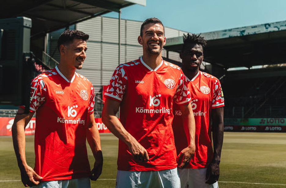 Fsv Mainz Voetbalshirts 2025 2026
