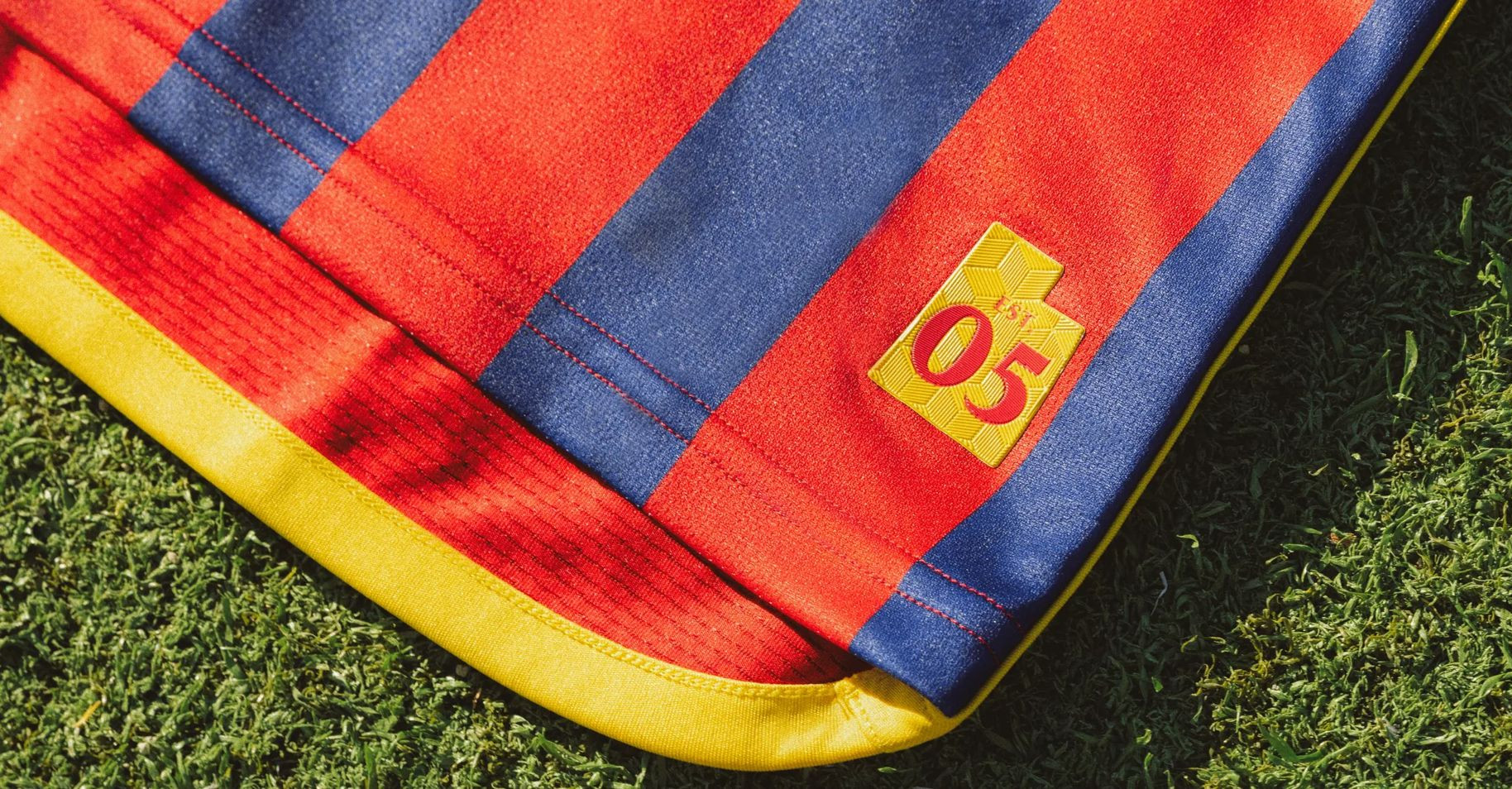 Real Salt Lake thuisshirt 2024-2025 geïnspireerd door bergen in Utah