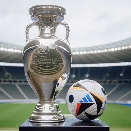 Positieve reacties op officiële EK 2024 Fussballliebe voetbal