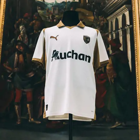 RC Lens voetbalshirts 2025-2026 eren 120 jarig bestaan en Place Verte