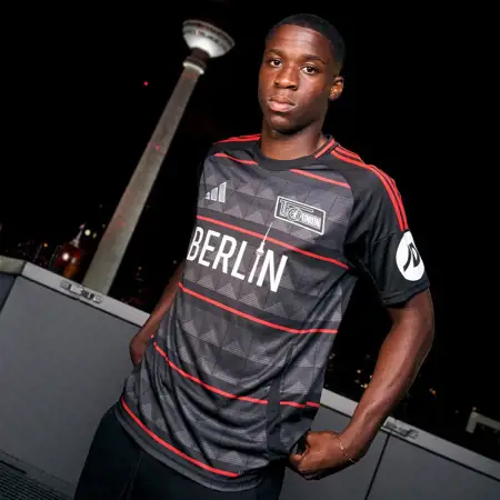 Dit zijn de Union Berlin voetbalshirts 2024-2025