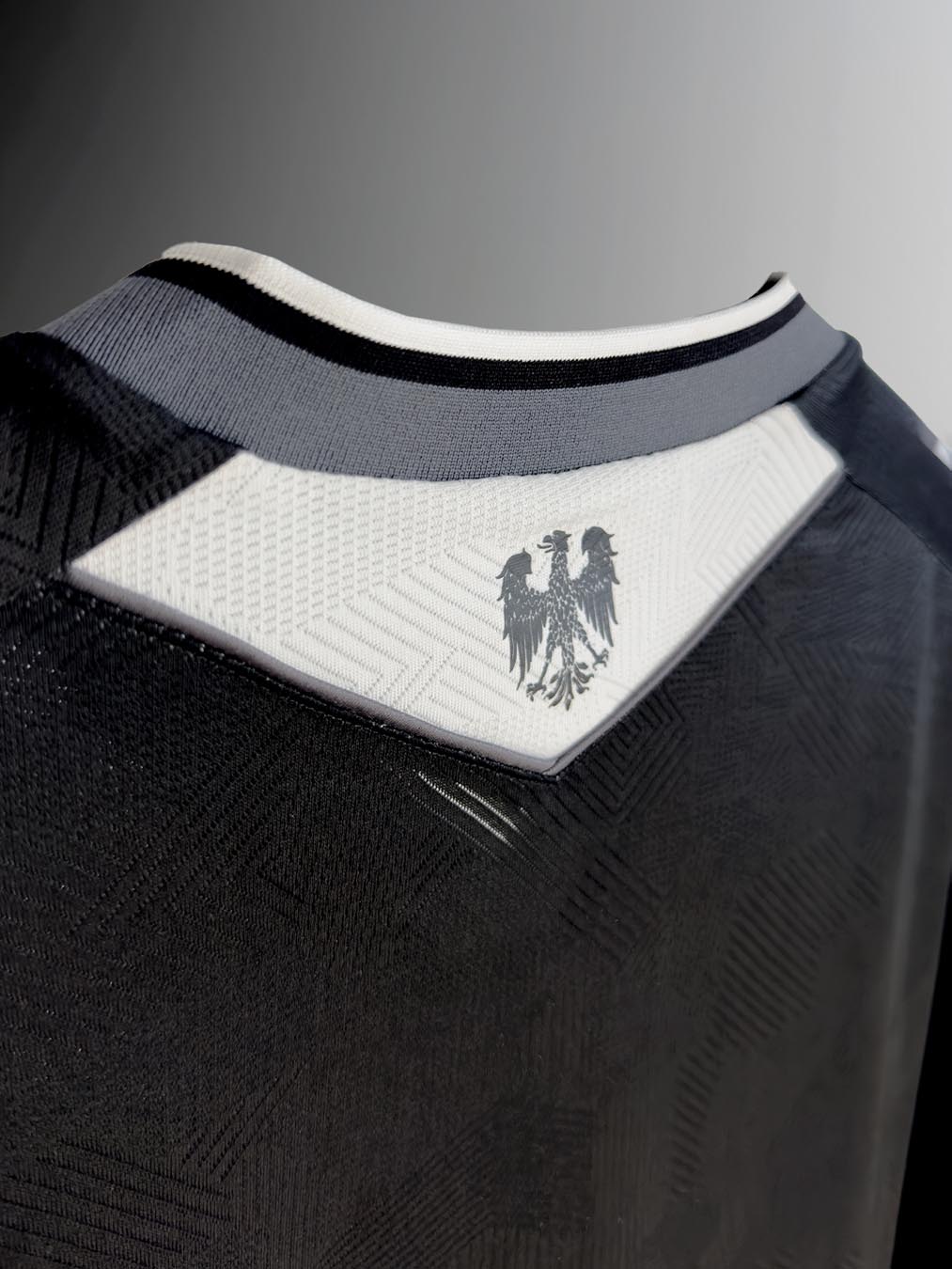 Udinese Calcio voetbalshirts 2025-2026 geïnspireerd door shirts jaren '90 en '00!