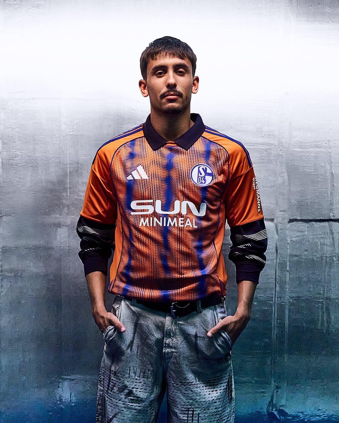 Dit zijn de Schalke 04 voetbalshirts 2025-2026