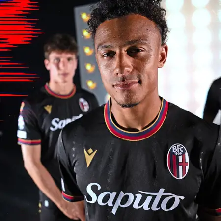 Dit voetbalshirt draagt Bologna tijdens Champions League wedstrijden 2024-2025