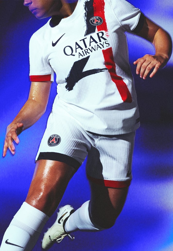 Paris Saint Germain uitshirt 2024-2025 bevat graphic Eiffeltoren!