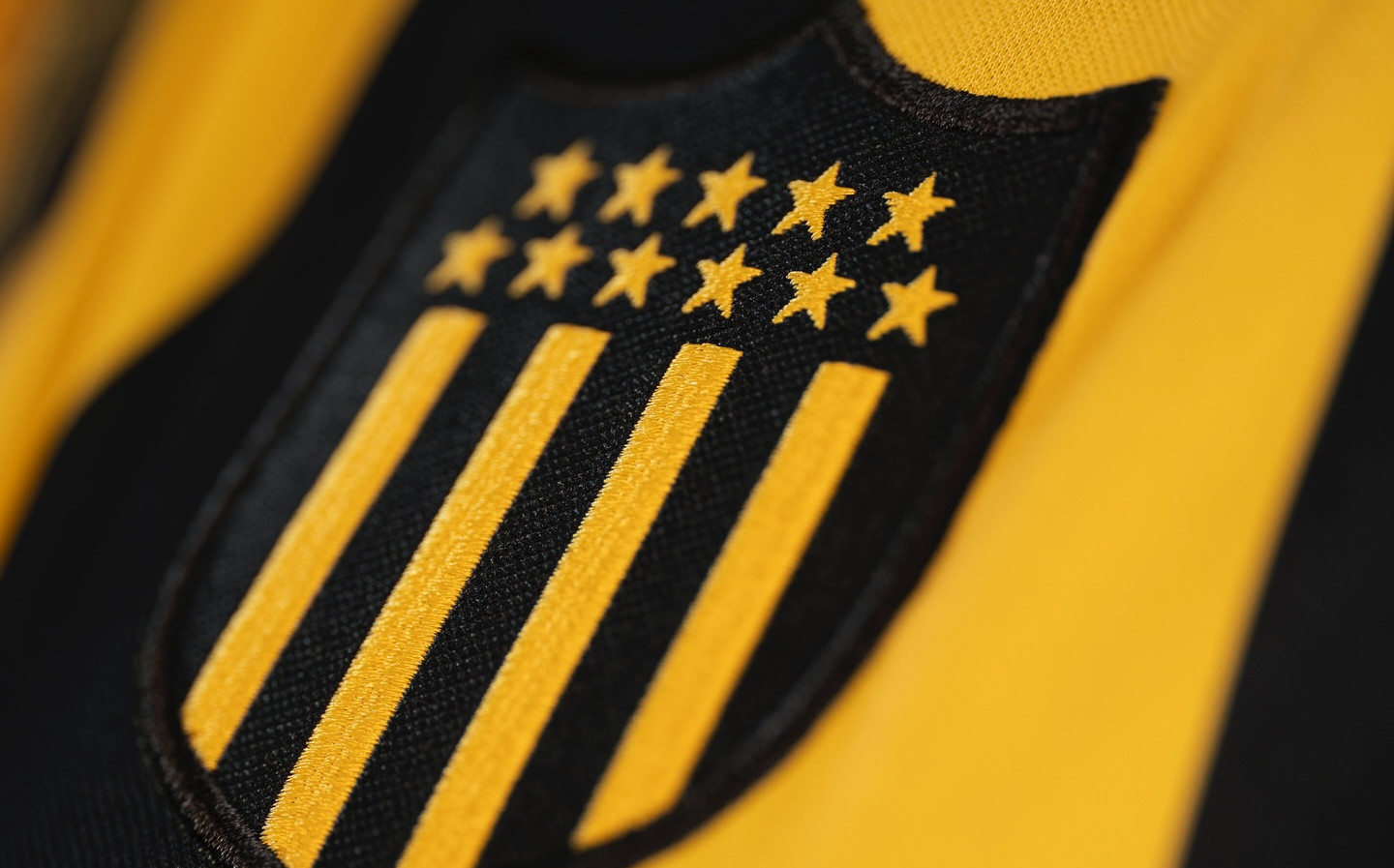 Dit zijn de CA Peñarol voetbalshirts 2026-2027