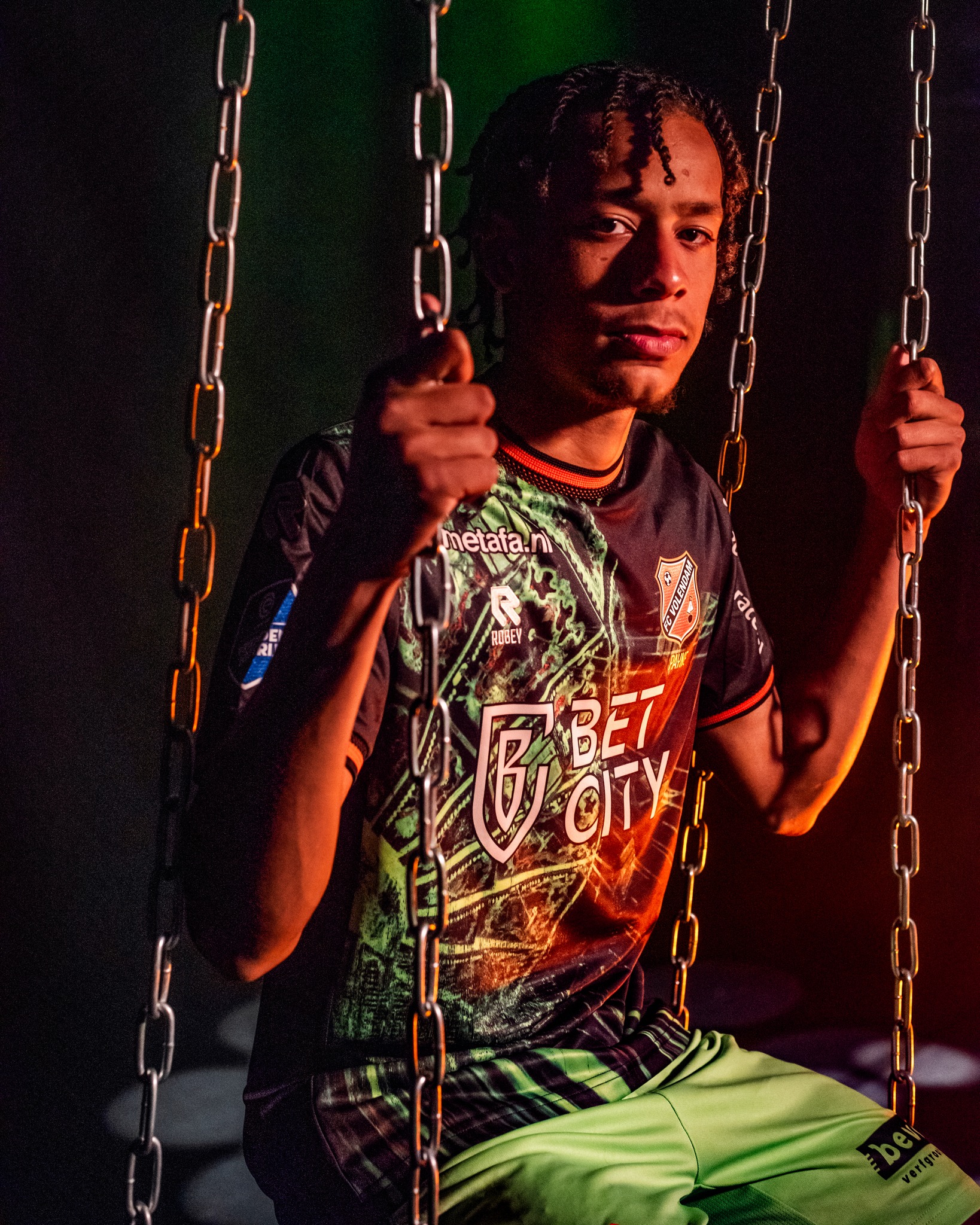 Dit is het FC Volendam kermis voetbalshirt 2023-2024