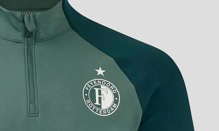 Dit is het groene Feyenoord trainingspak 2024-2025
