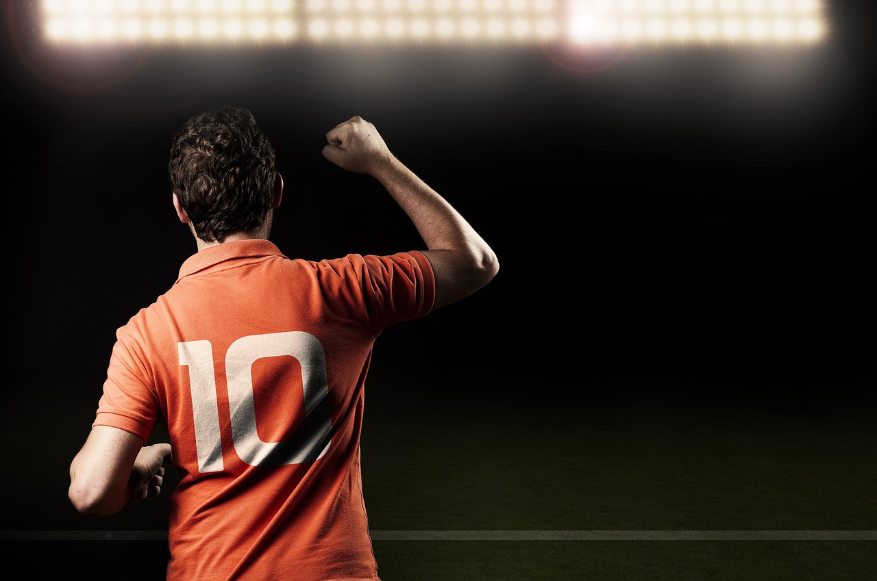 Hoe Lang Pronken Online Casino S Nog Op Shirts Van Eredivisieclubs