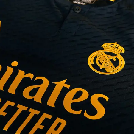 Real Madrid 3e voetbalshirt 2023-2024