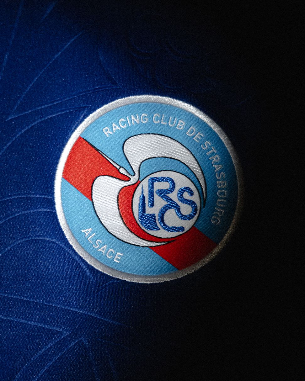 RC Strasbourg voetbalshirts 2025-2026 ode aan kathedraal, retro shirt en ooievaar!