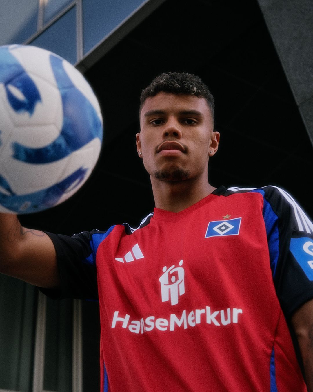 Hamburger SV voetbalshirts 2024-2025 in teken 1887 en vissermannen!