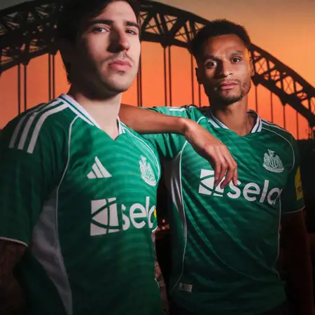 Newcastle United uitshirt 2025-2026 geïnspireerd door Tyne Bridge