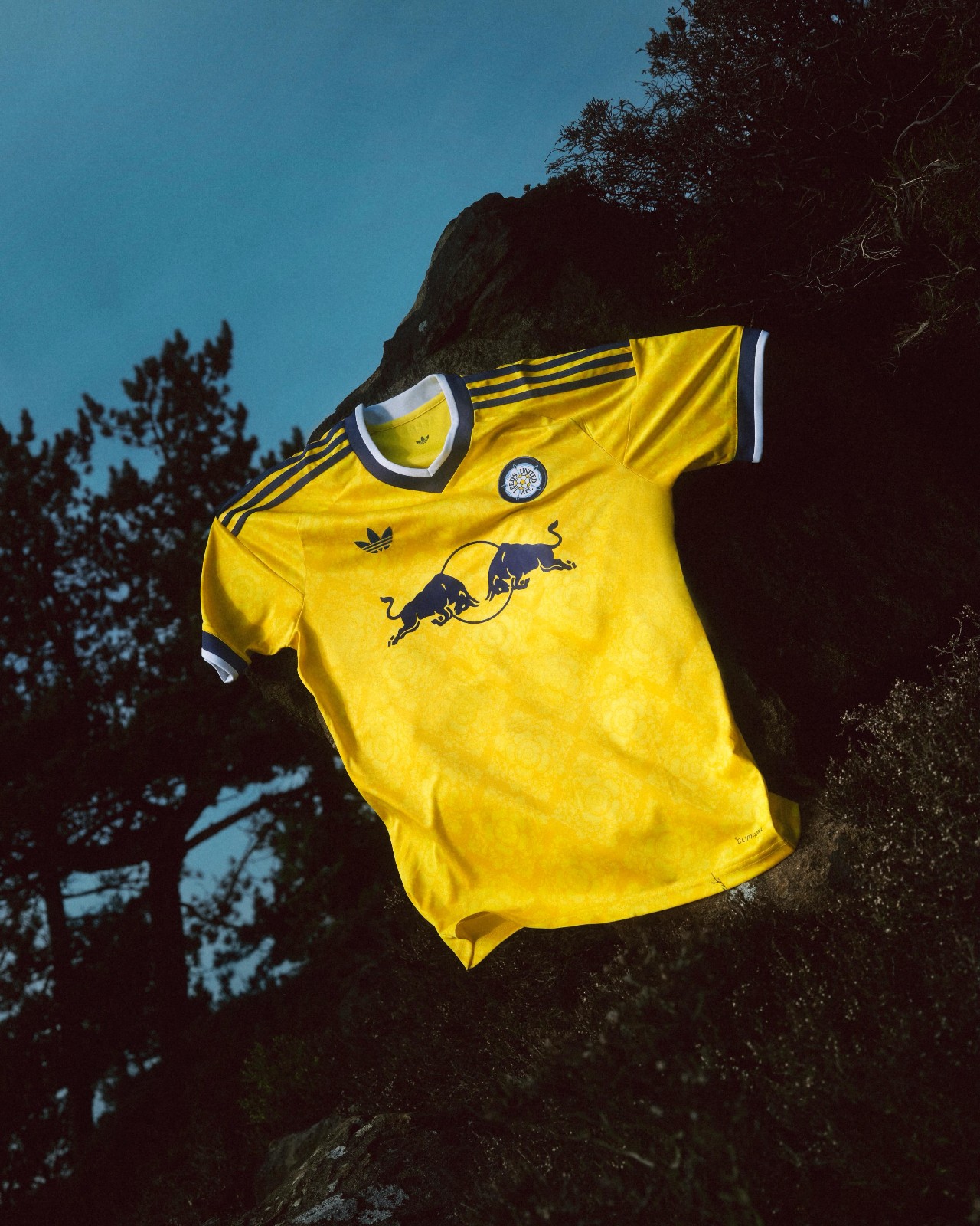 Leeds United uitshirt 2026-2027 ode aan Yorkshire roos