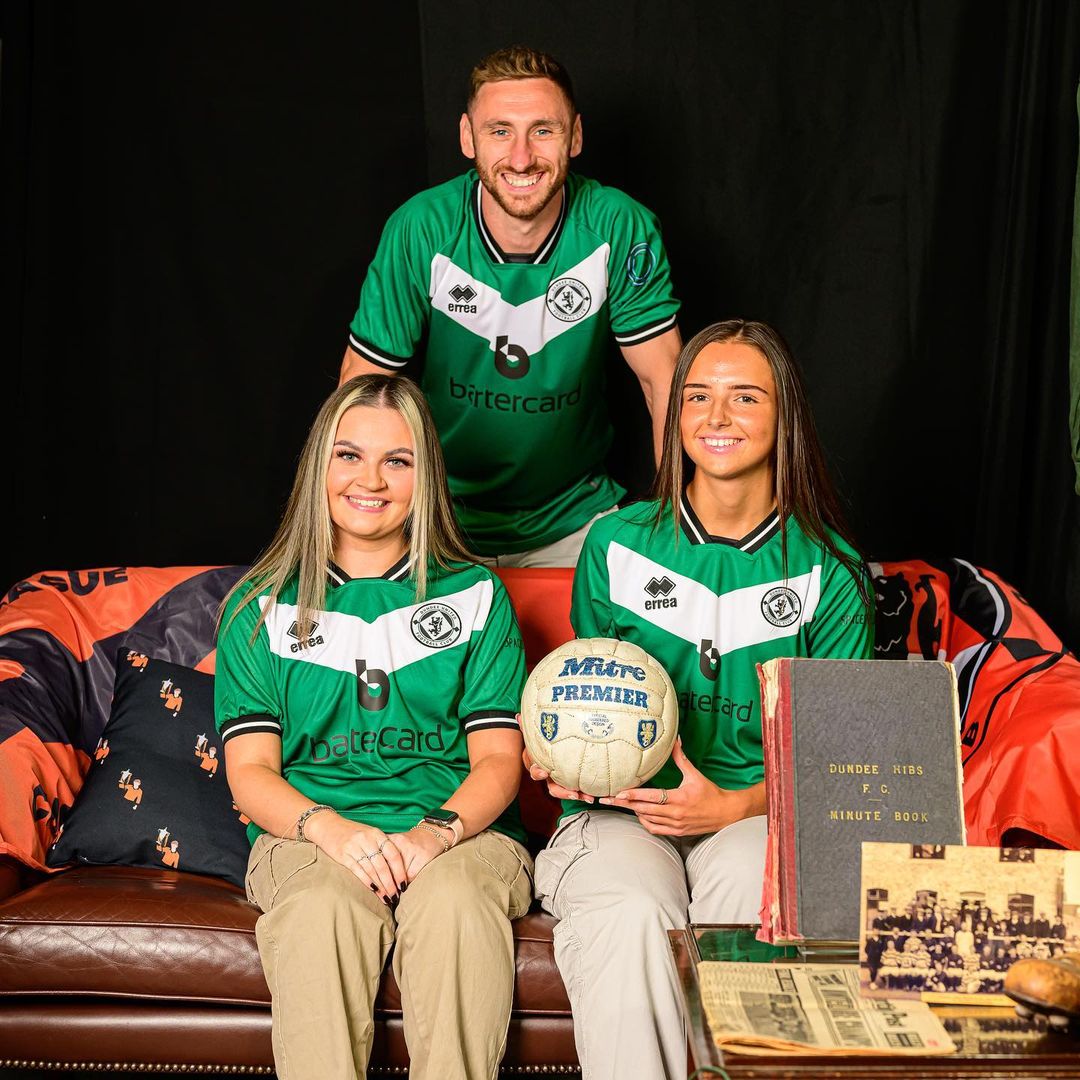 Dundee United voetbalshirts 2023-2024