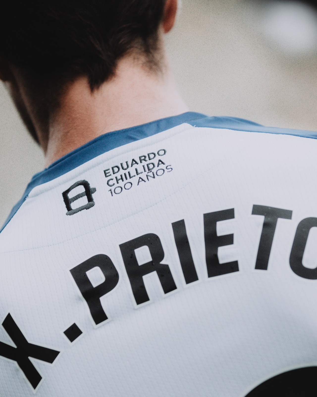 Real Sociedad voetbalshirts 2024-2025 tribuut aan retro shirts en stadion