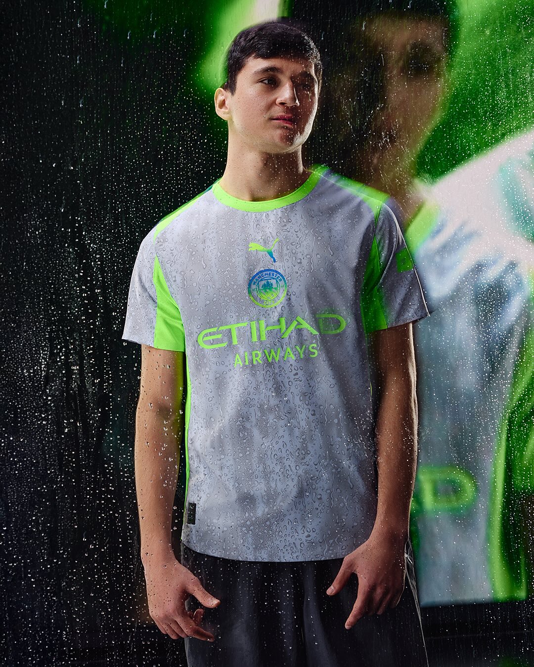 Manchester City 3e shirt 2025-2026 geïnspireerd door het Britse weer! 