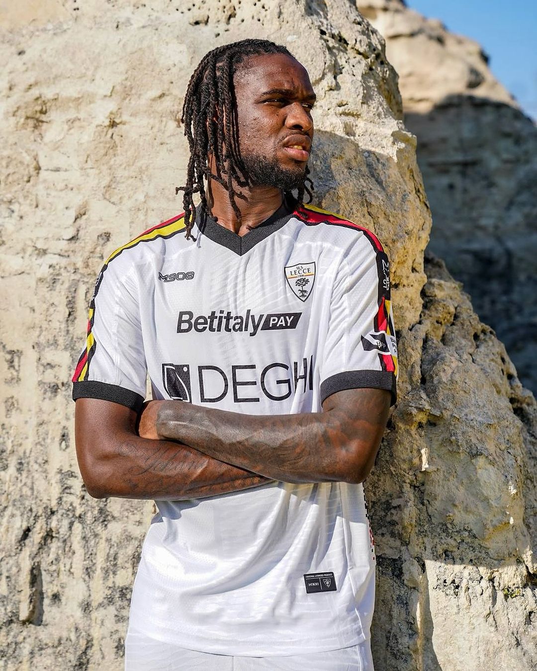 Dit zijn de US Lecce voetbalshirts 2024-2025