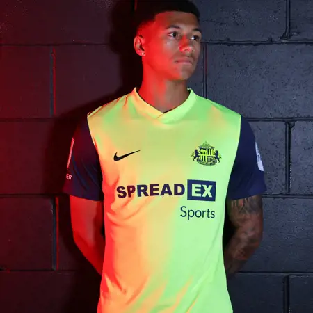 Sunderland voetbalshirts 2023-2024