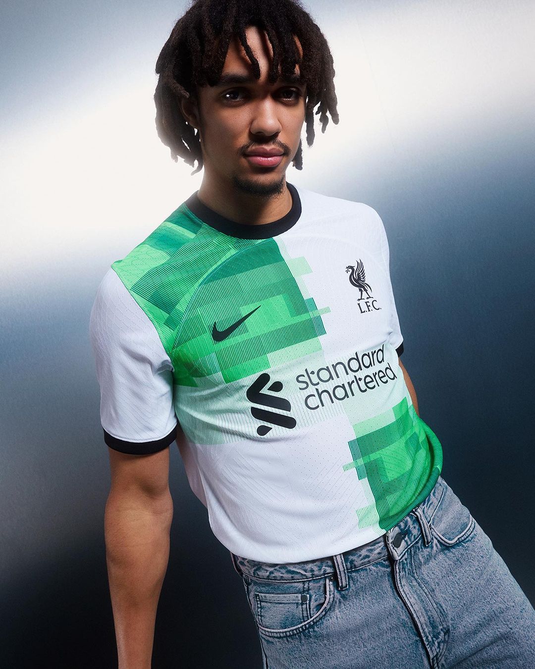 Liverpool uitshirt 2023-2024