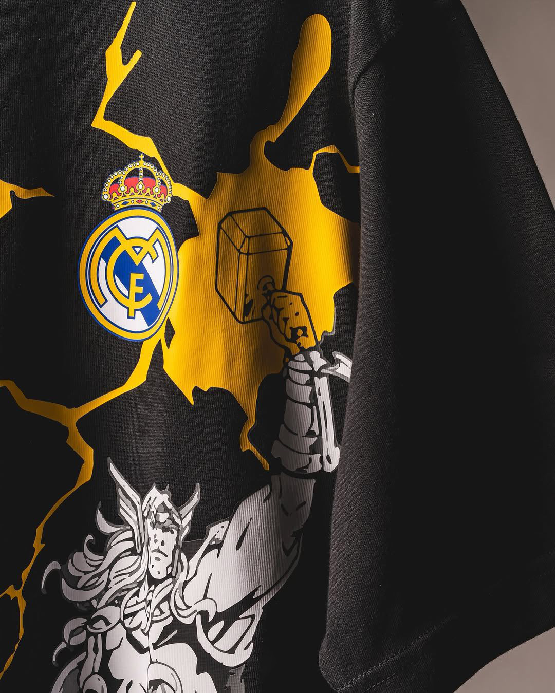 Real Madrid en adidas lanceren speciale MARVEL trainingscollectie 2025!