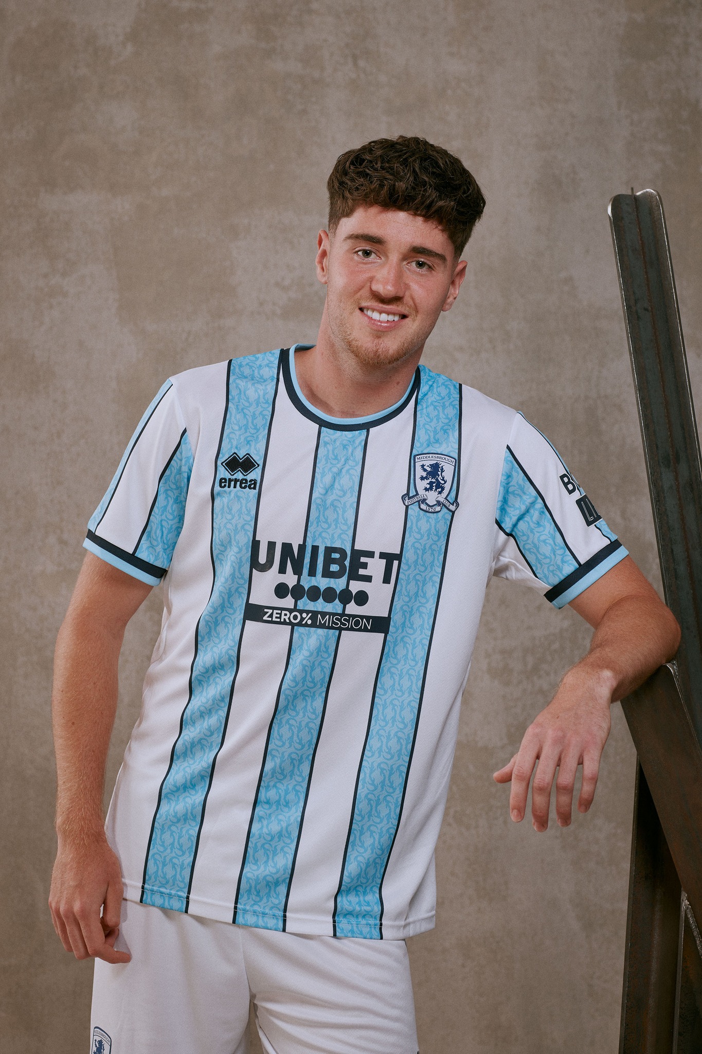 Dit zijn de Middlesbrough voetbalshirts 20242025