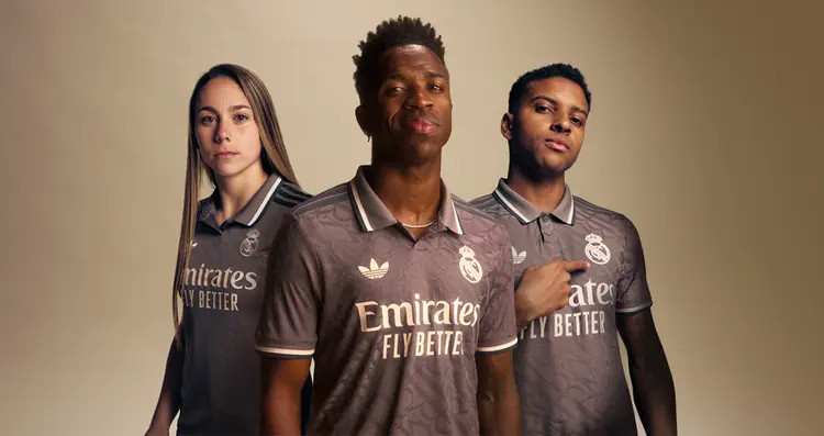 Real Madrid 3e shirt 2024-2025 heeft retro logo en adidas Originals logo!