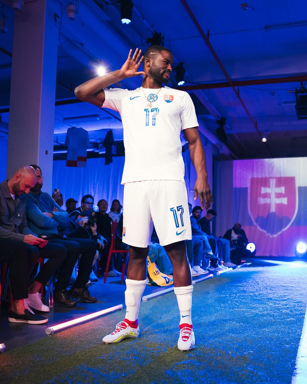 Dit zijn de Slowakije Euro 2024 voetbalshirts