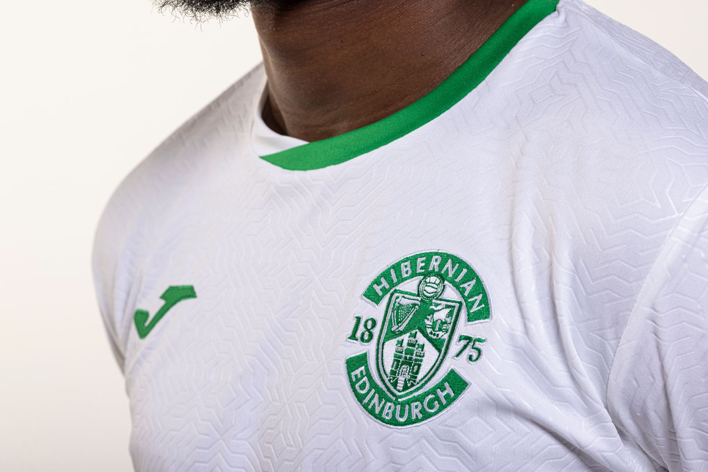Dit zijn de Hibernian voetbalshirts 2024-2025