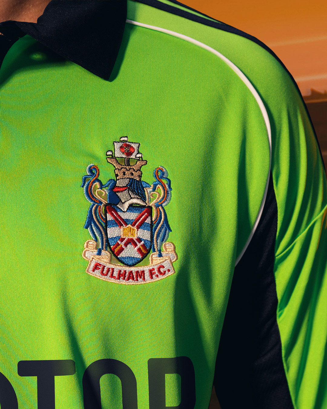 Fulham voetbalshirts 2025-2026 ode aan stadion, retro shirt en elegantie!