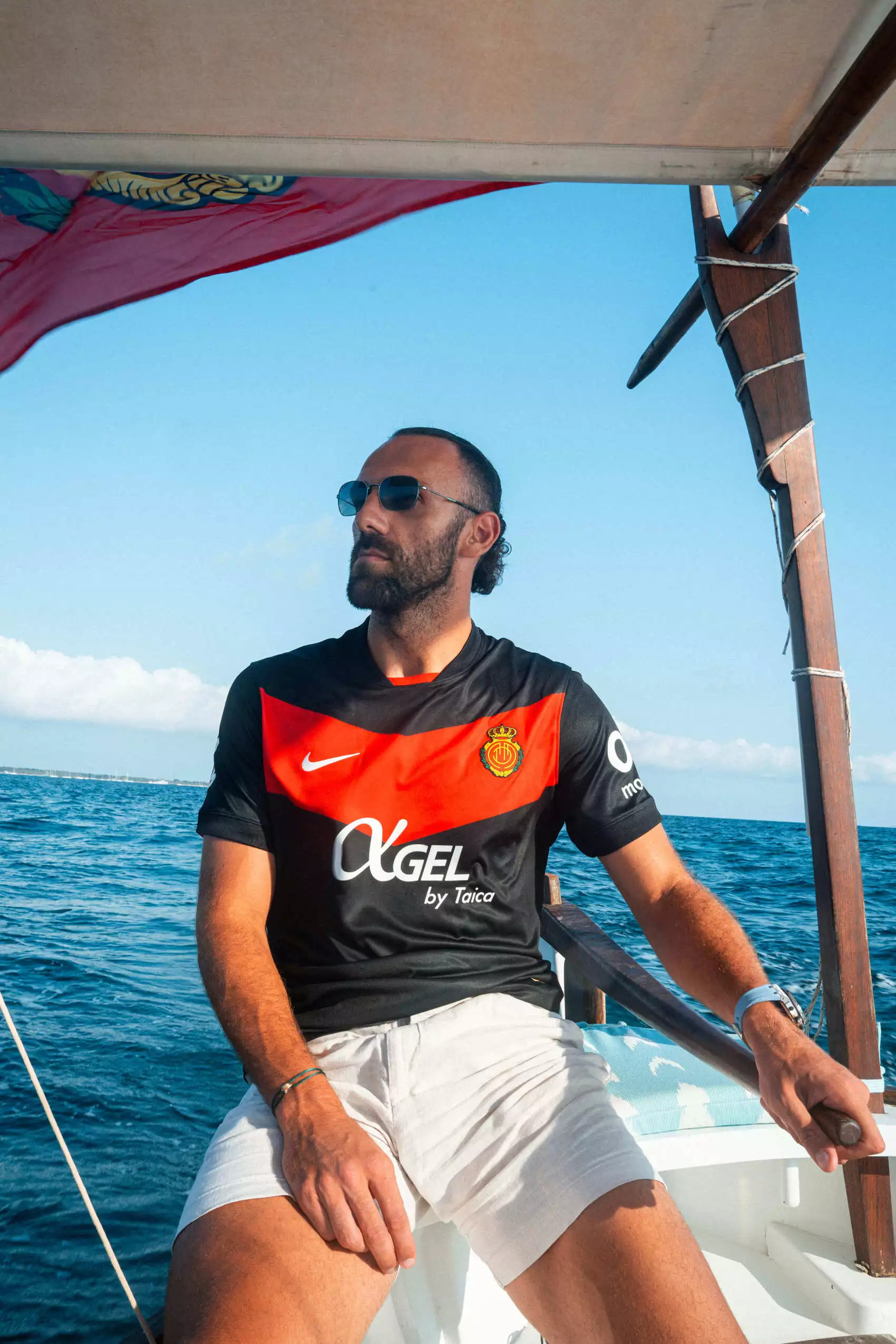 Dit zijn de RCD Mallorca voetbalshirts 2025-2026