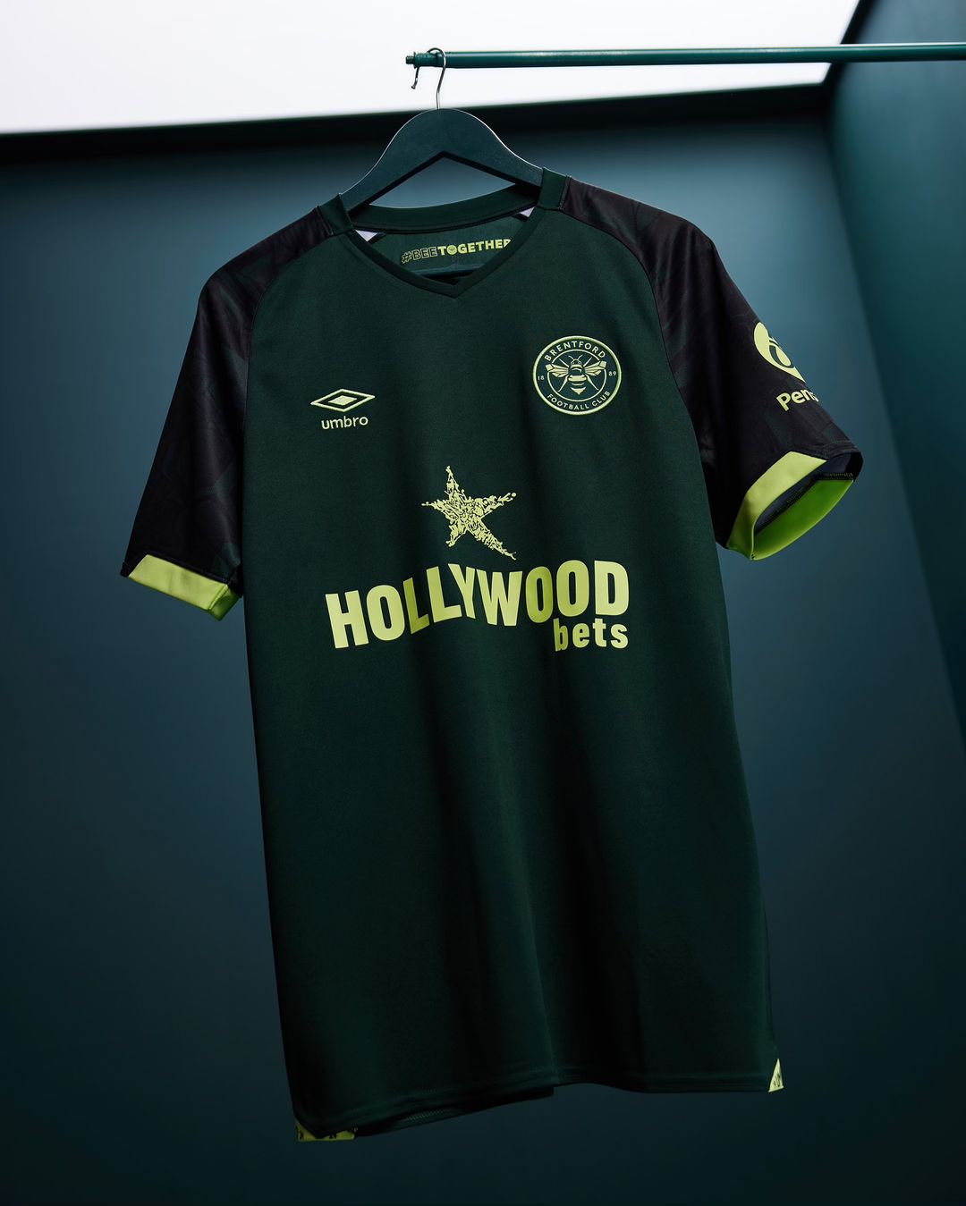 Dit zijn de Brentford FC voetbalshirts 2024-2025