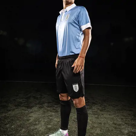 Uruguay lanceert voetbalshirts ter ere van winnen Olympische Spelen 1924