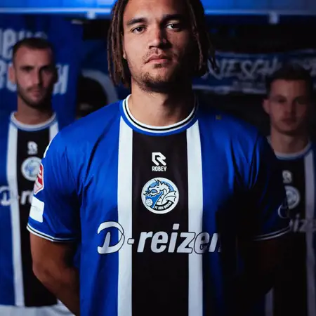 FC Den Bosch voetbalshirts 2023-2024