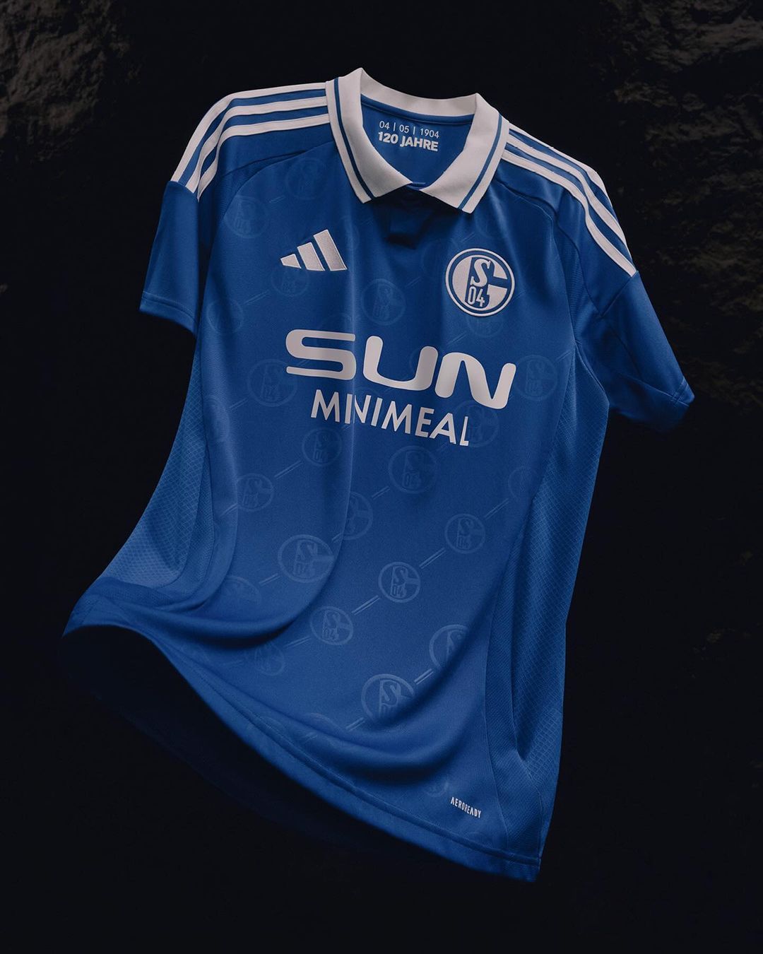 Dit zijn de Schalke 04 voetbalshirts 2024-2025