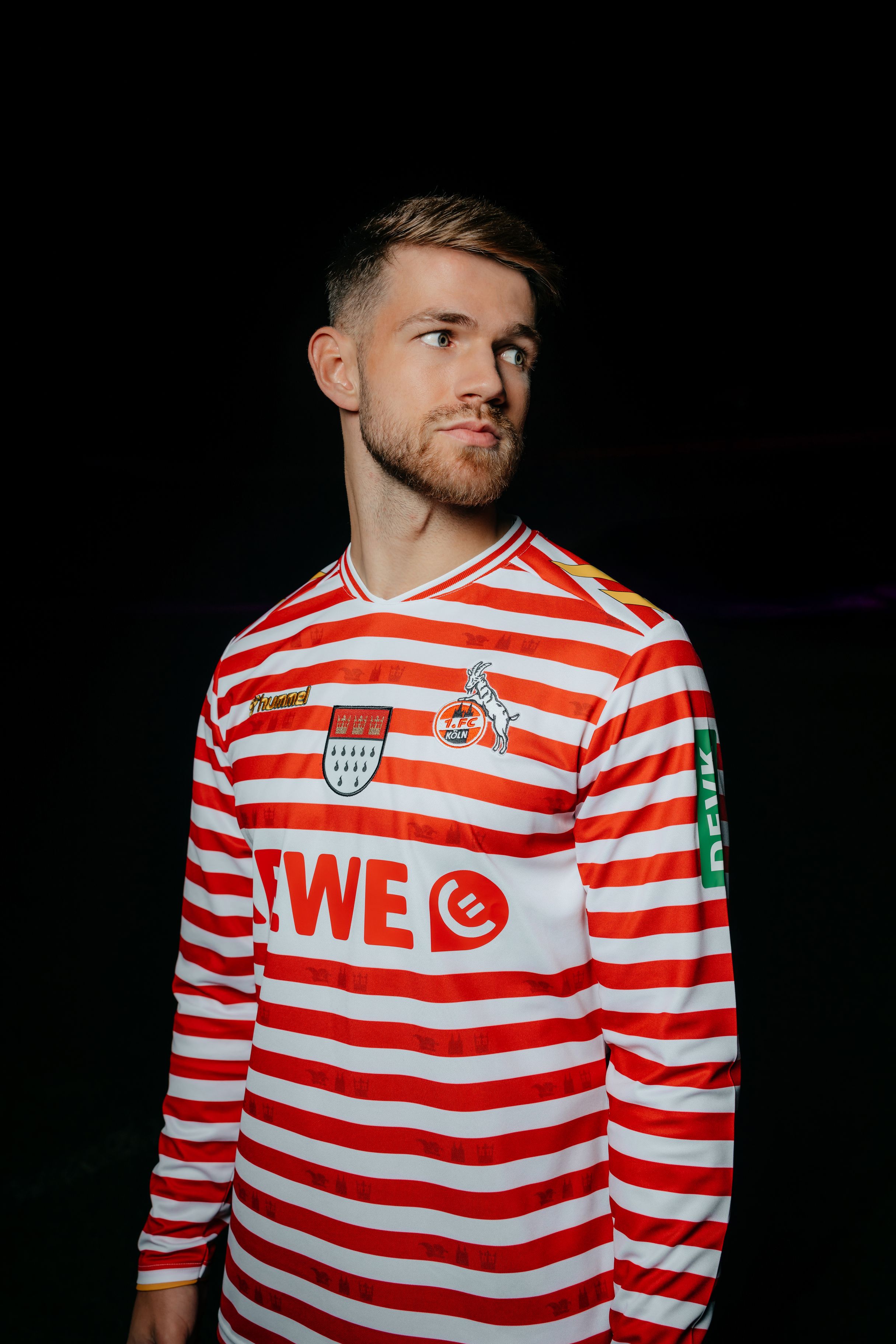 Dit is het FC Köln carnavalsshirt 2025-2026