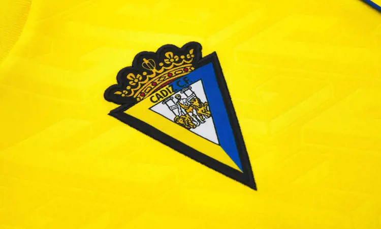 Cádiz CF voetbalshirts 2025-2026 ode aan Feniciërs