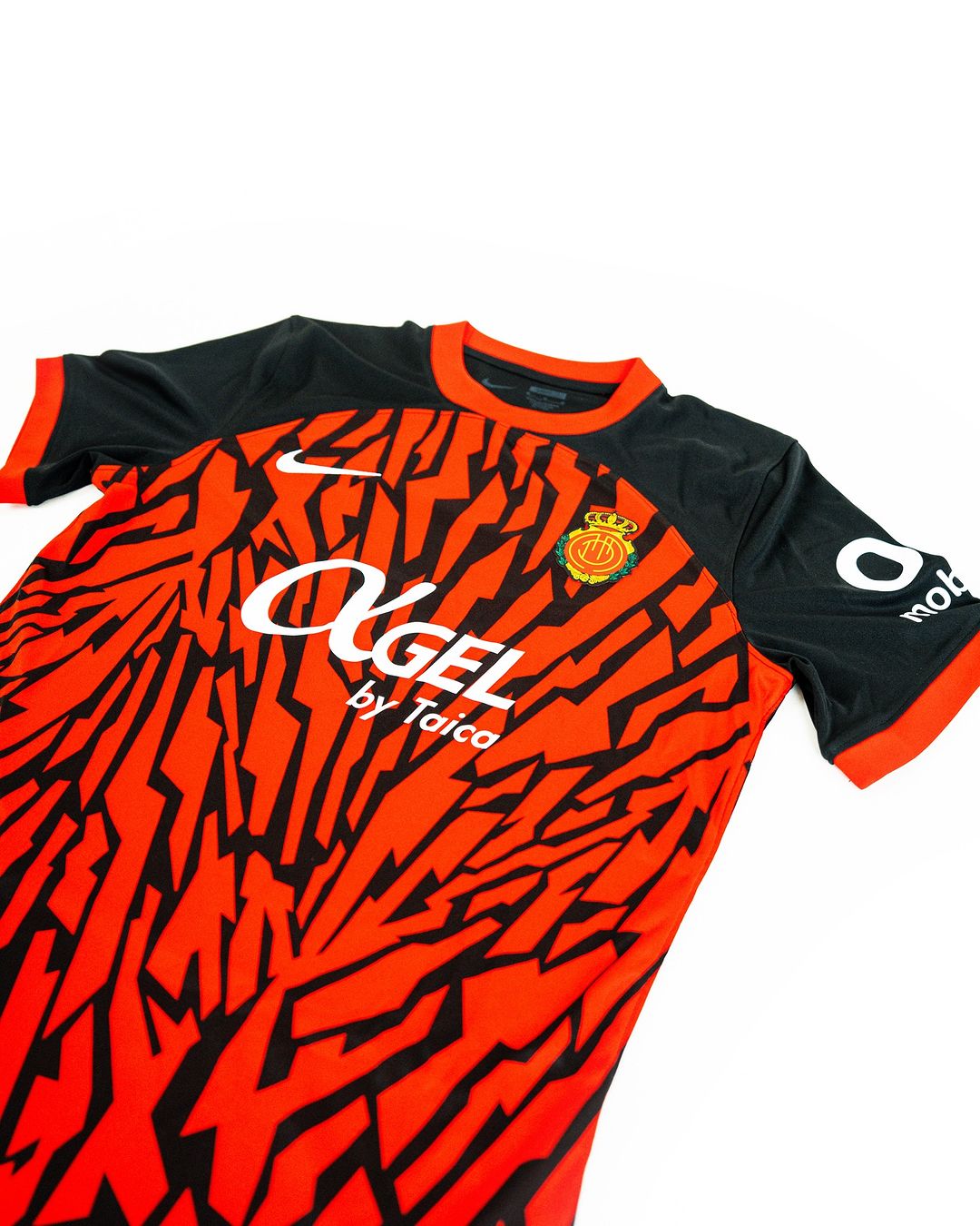 Dit zijn de Real Mallorca voetbalshirts 2024-2025