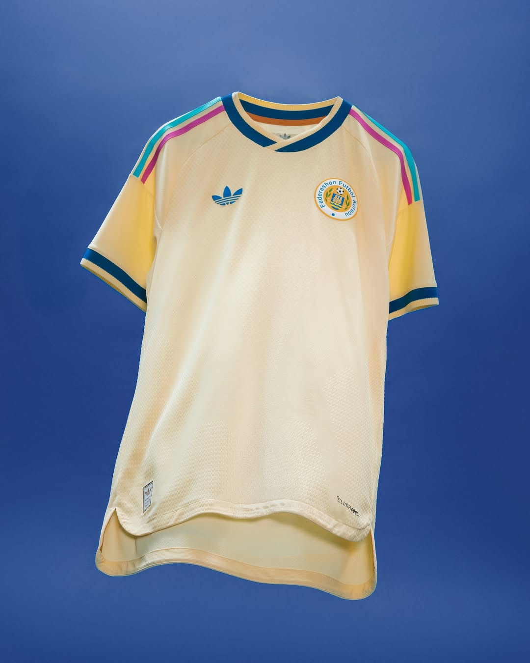 Curaçao WK 2026 uitshirt geïnspireerd door kleurrijke huizen
