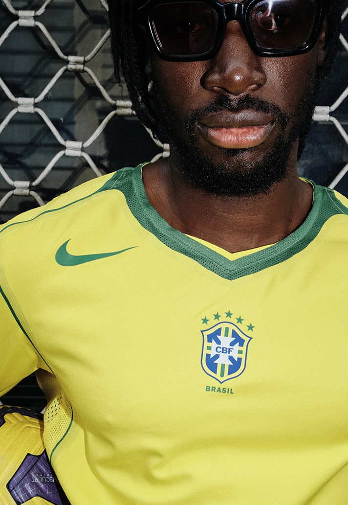 Het Brazilië voetbalshirt van 2004 is terug