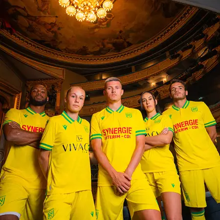 FC Nantes voetbalshirts 2023-2024