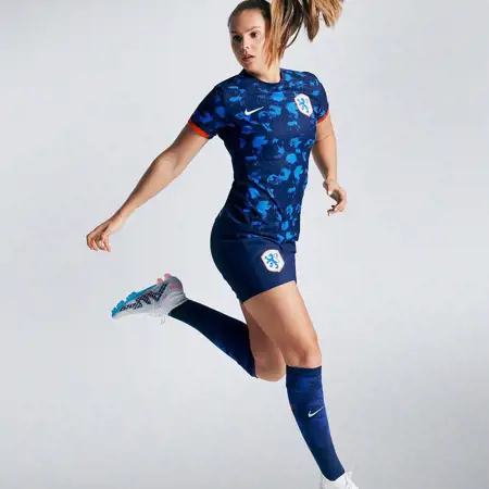 Oranje Leeuwinnen voetbalshirts populair na behalen knock-out fase WK 2023