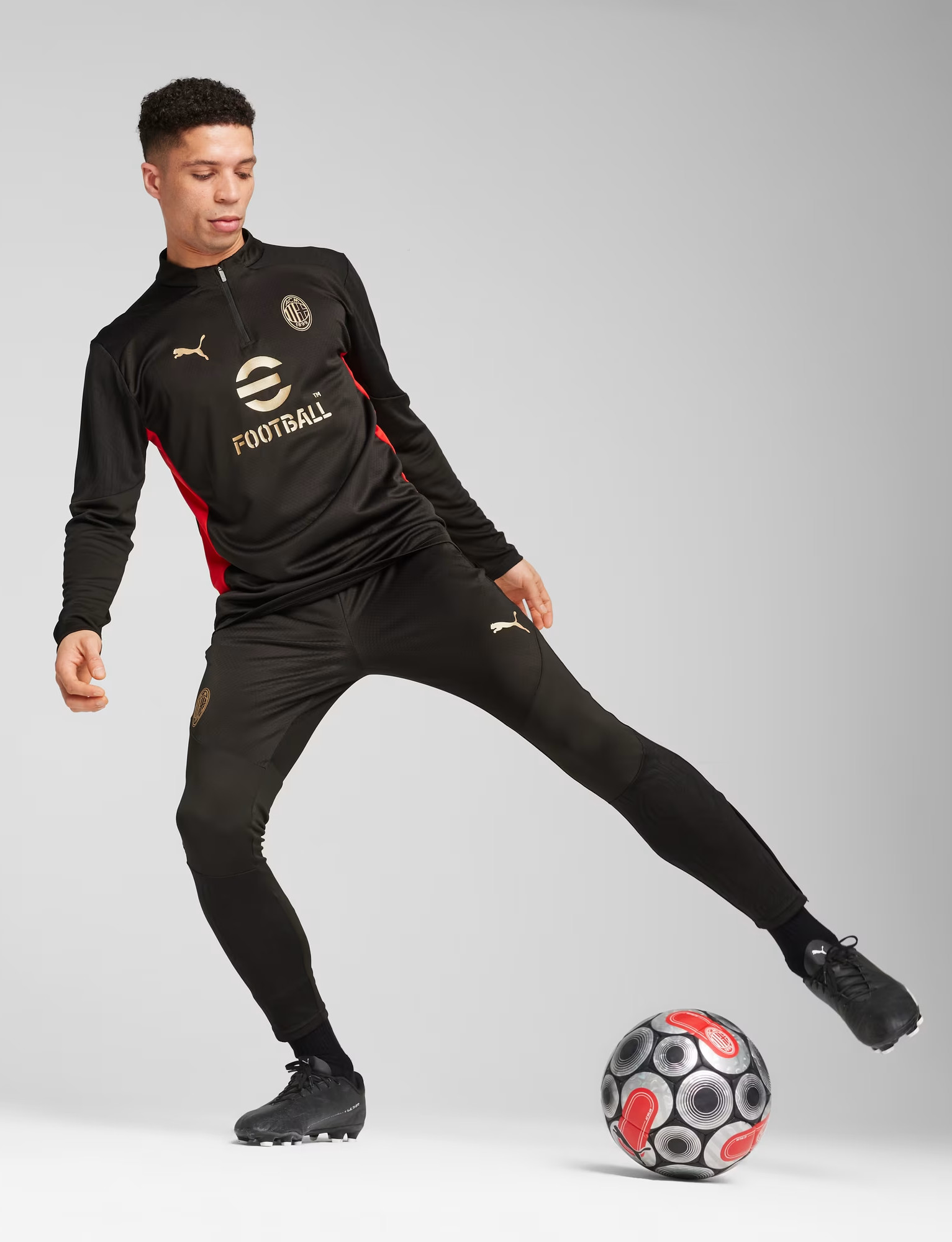 AC Milan trainingspak 2024-2025 in stijl DNA Milaan