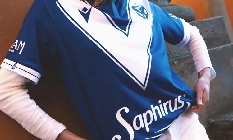 Dit zijn de Vélez Sarsfield voetbalshirts 2025 van Macron