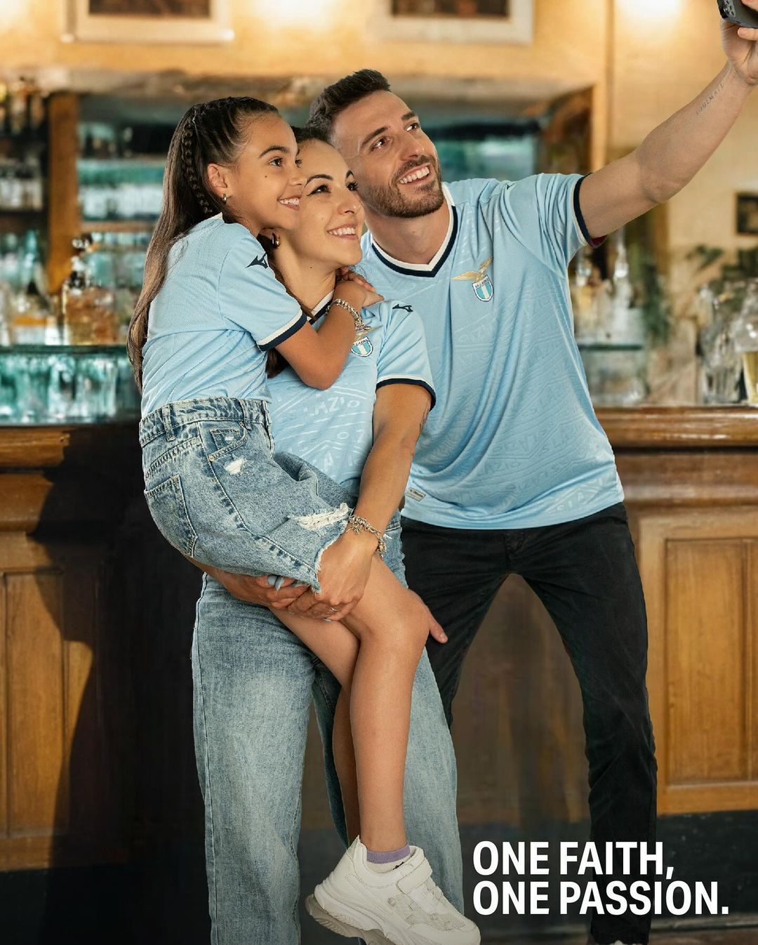 SS Lazio voetbalshirts 2024-2025 geïnspireerd door shirts jaren '80 en '90