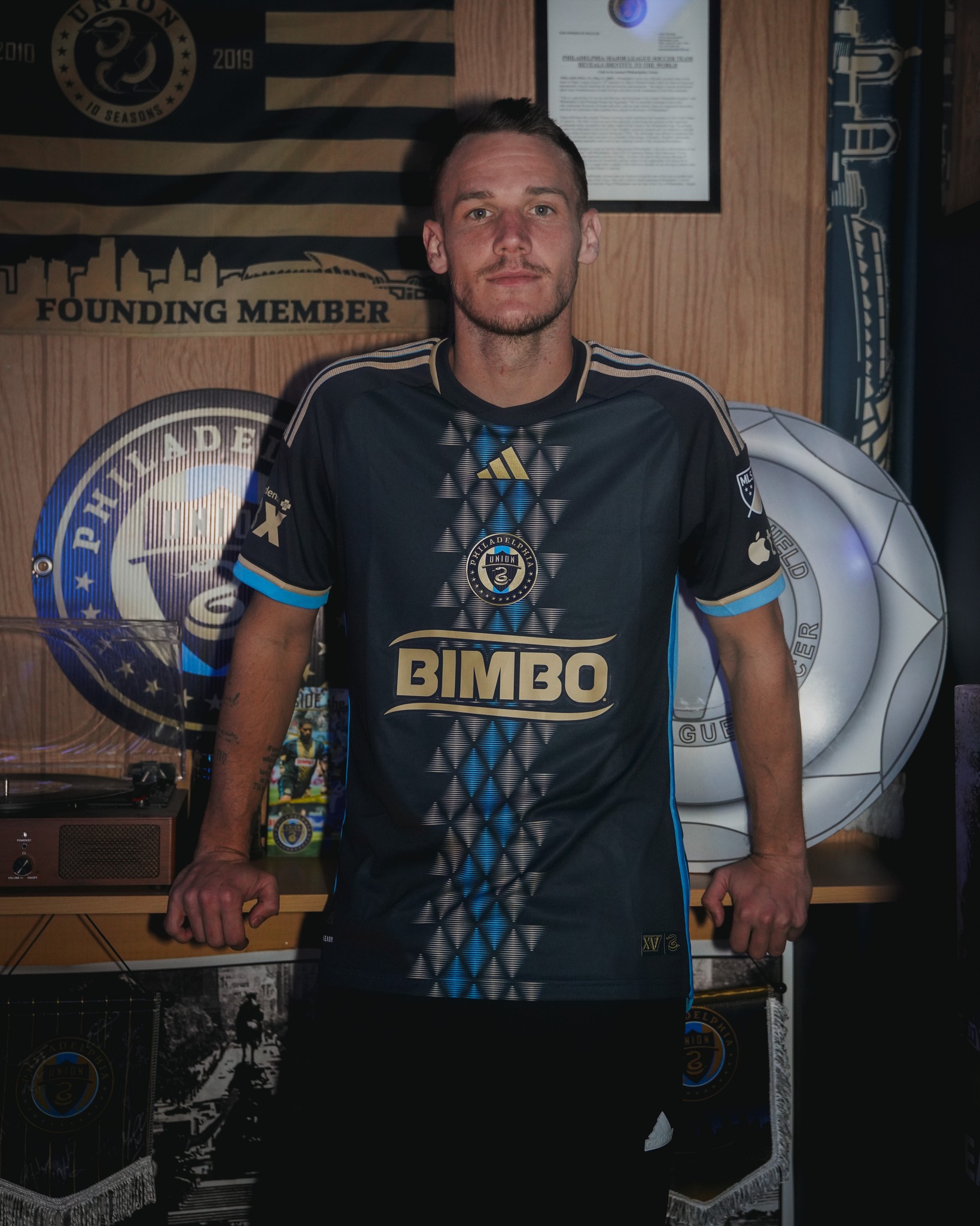Philadelphia Union thuisshirt 2024-2025 omgedoopt tot XV Kit