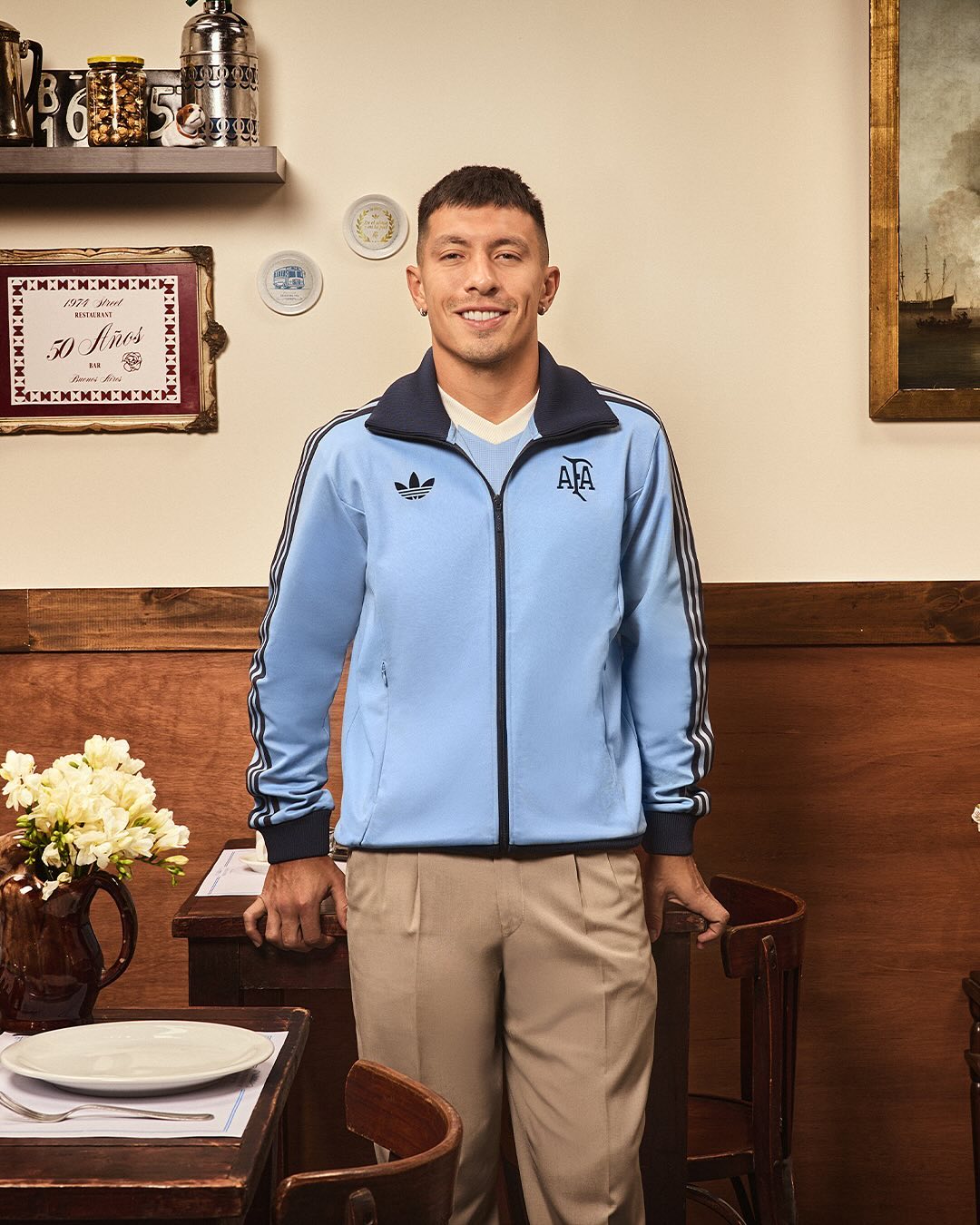 adidas en Argentinië lanceren voetbalshirt ter ere van 50 jaar samenwerking