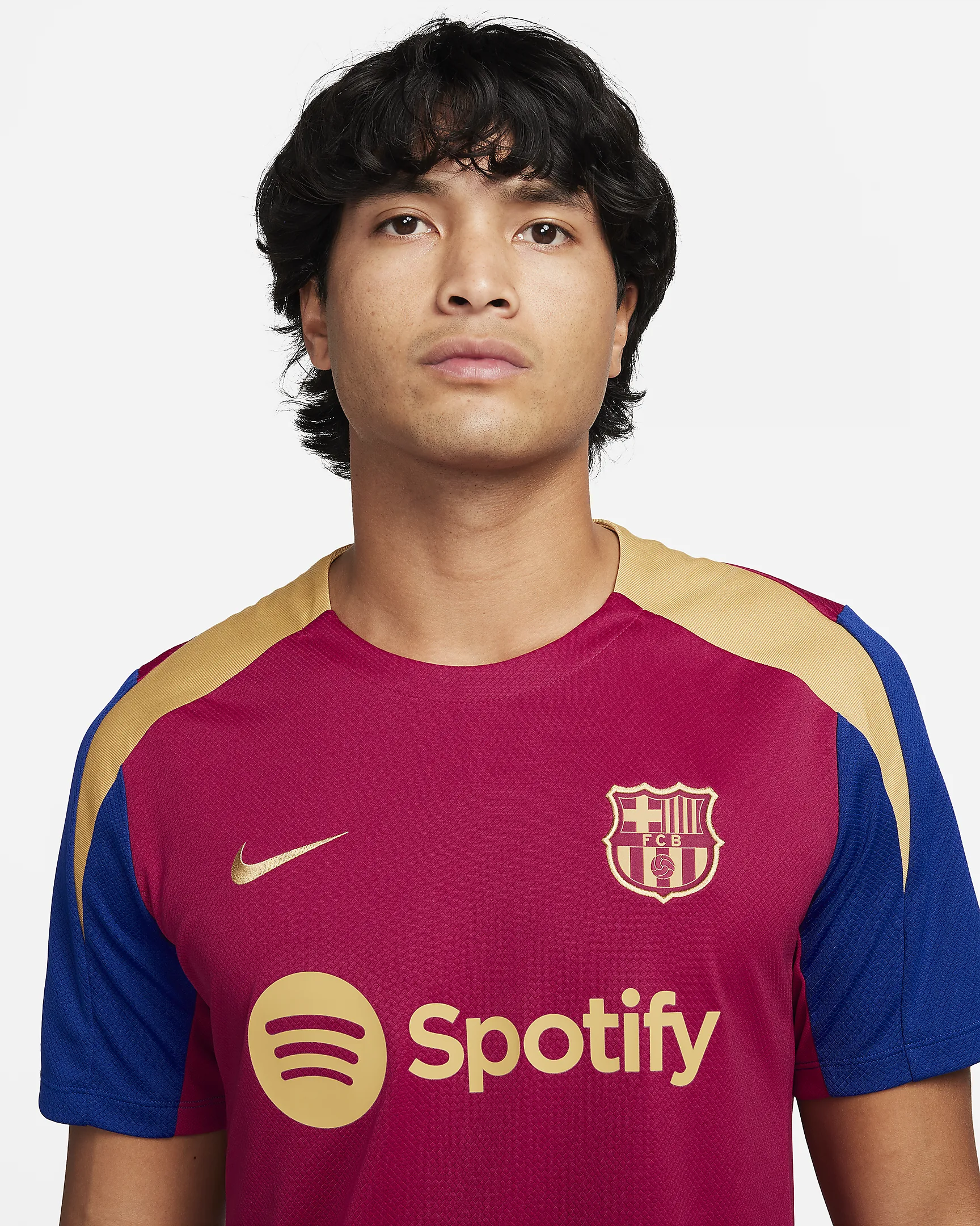 Dit zijn de nieuwe FC Barcelona trainingsshirts 2024