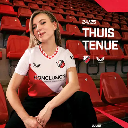 FC Utrecht thuisshirt 2024-2025 bevat diagonaal met een verhaal