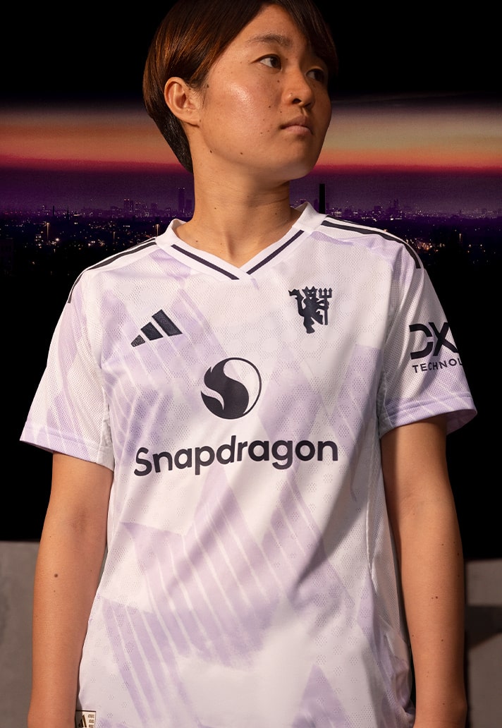 Manchester United uitshirt 2025-2026 bevat sneeuwvlokken! 